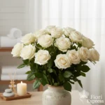 Bouquet di 24 rose avorio fresche, composizione elegante con consegna fiori a domicilio Milano - Fiori Express